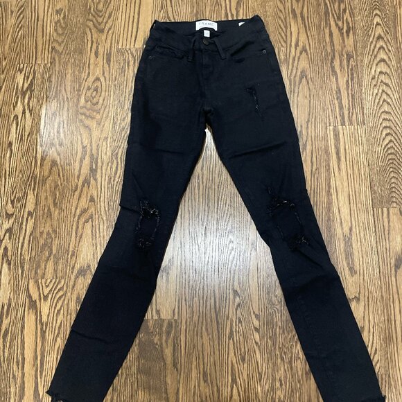 Frame Denim- Le skinny de Jeanne CROP. Size 23. Black with rip at knees - Picture 1 of 4